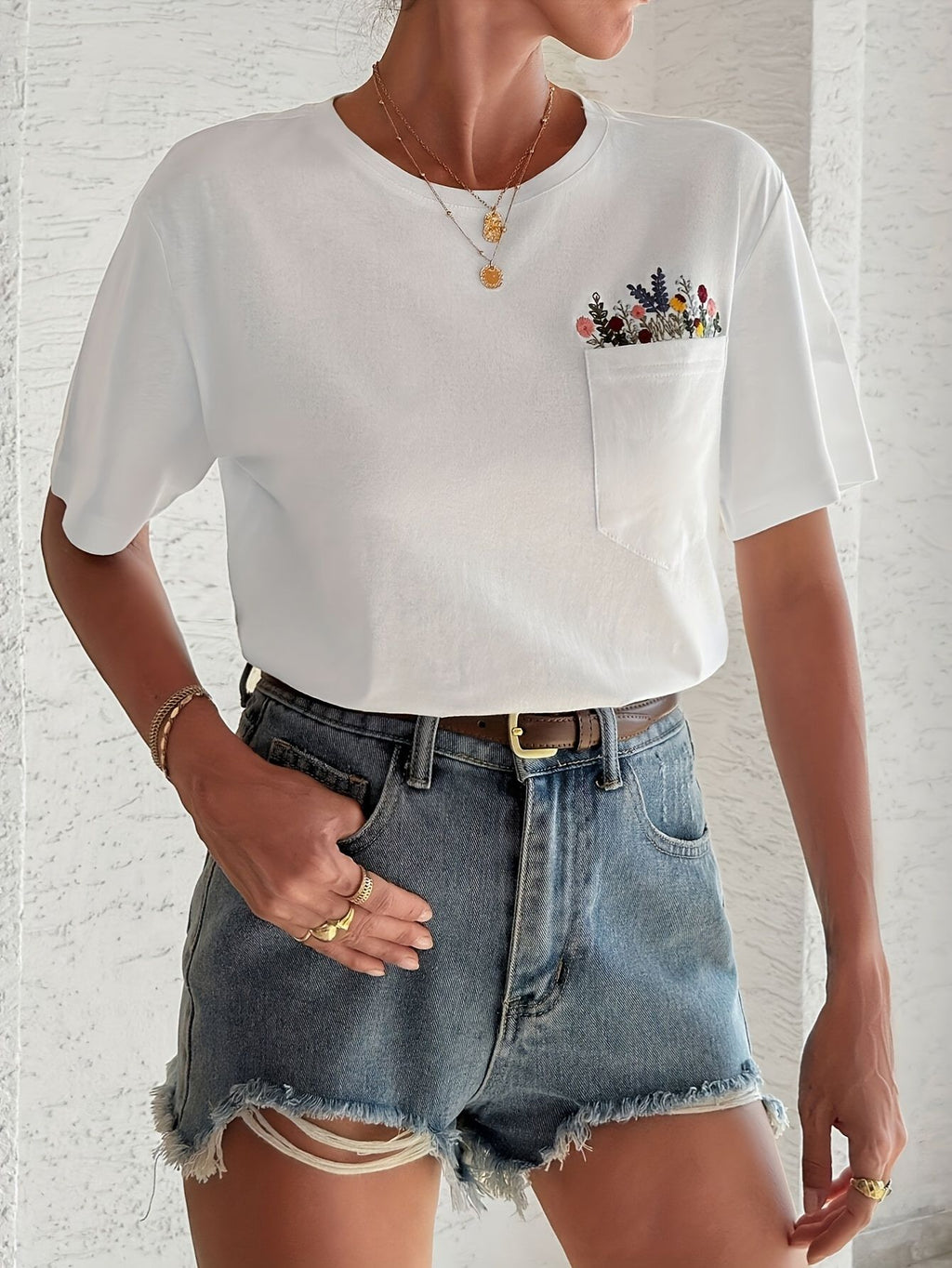 Blommig Broderad T Shirt Kort Ärm